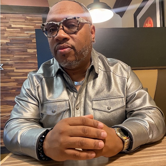 Meet your Posher, Andre - Picture 5 of 9